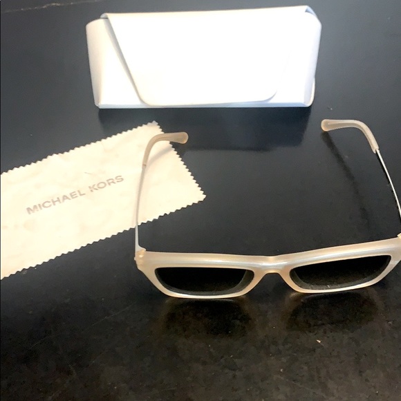 Michael Kors Sunglasses - Picture 2 of 5